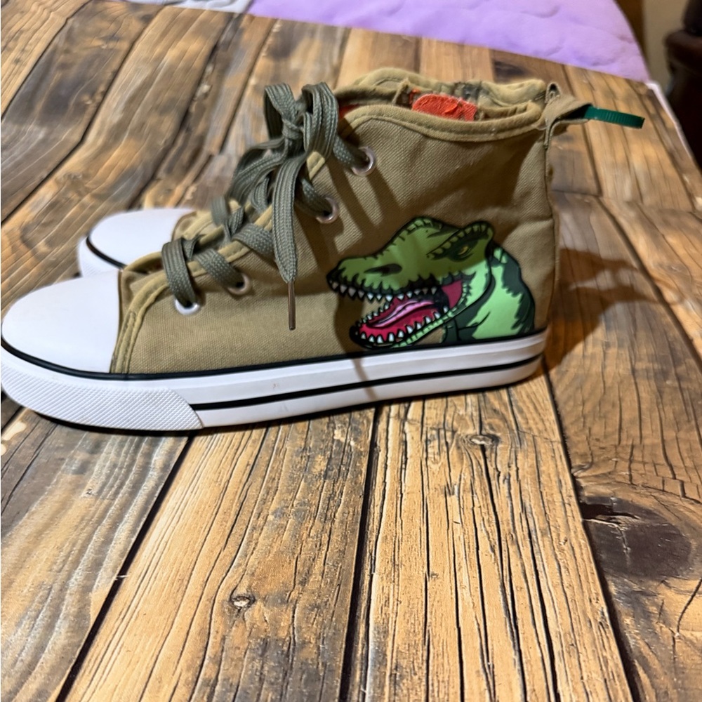 Natural‎ Steps Green Dinosaur Canvas Sneakers